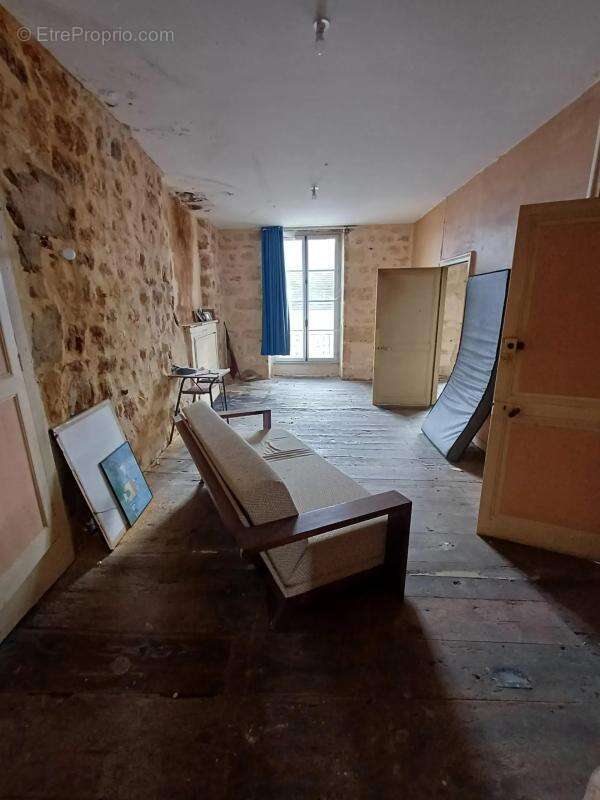 Maison 12 pièces avec jardin à Thiviers - photo 7