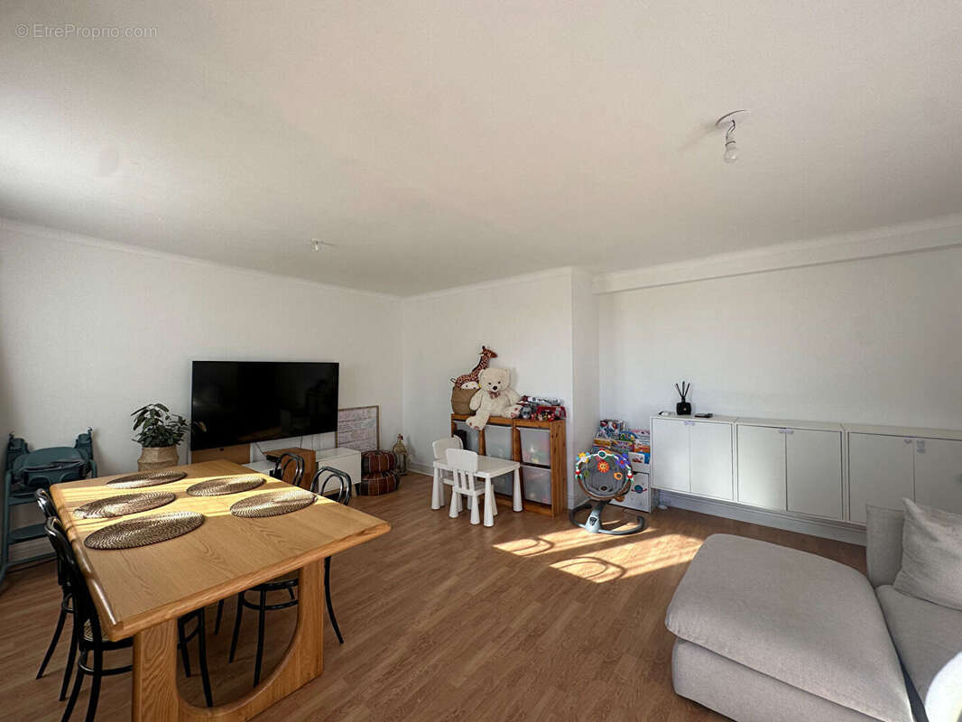 Appartement à CAGNES-SUR-MER