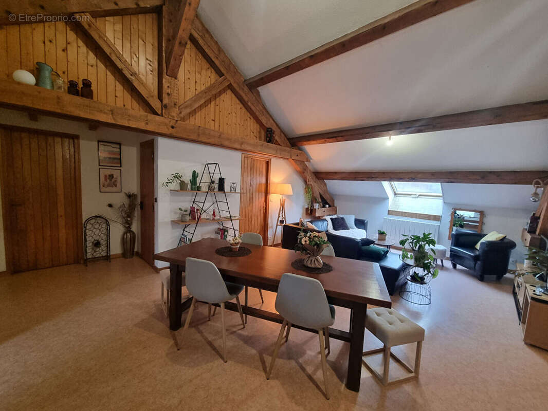 Appartement à MORTEAU