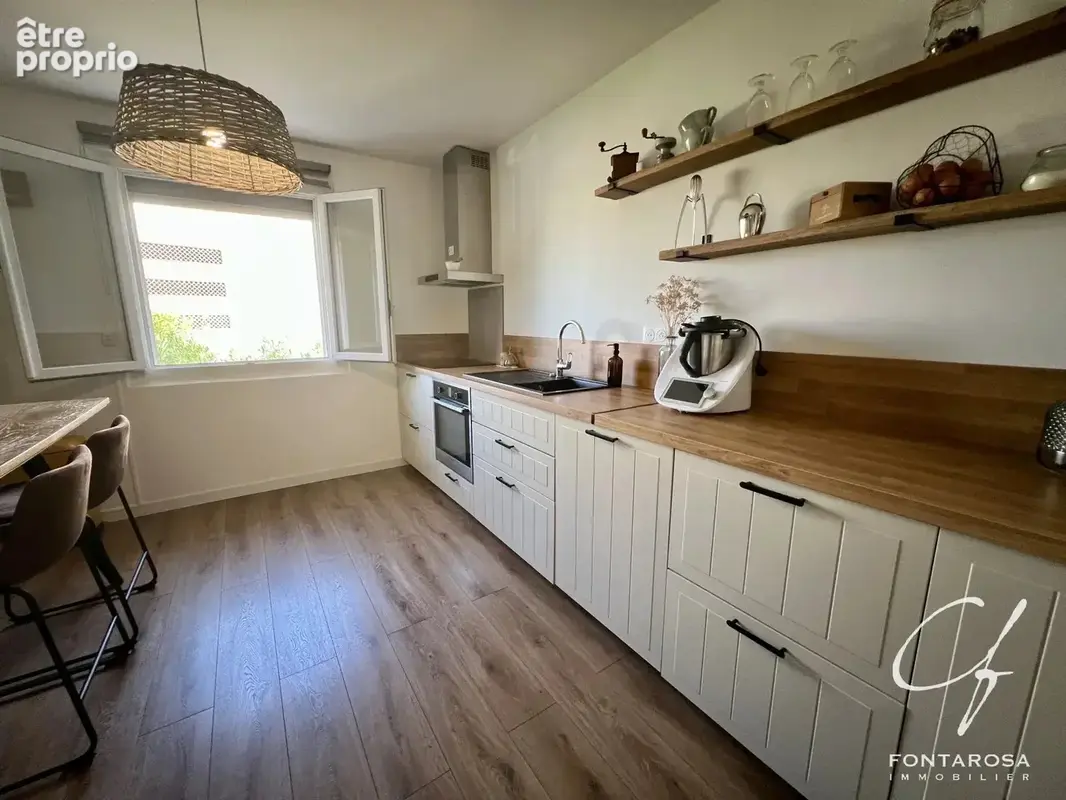 Saint-raphaël – spacieux t4 avec terrasse et cour privative – - photo 5