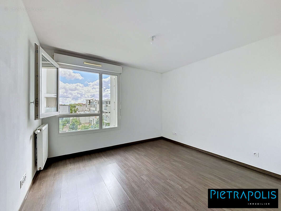 Appartement à VAULX-EN-VELIN