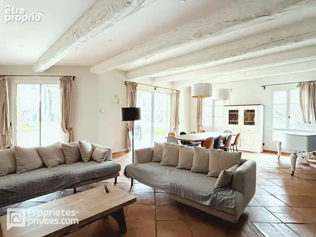 Mas entièrement rénové, 8 pièces, 308 m², ORANGE SUD - photo 4