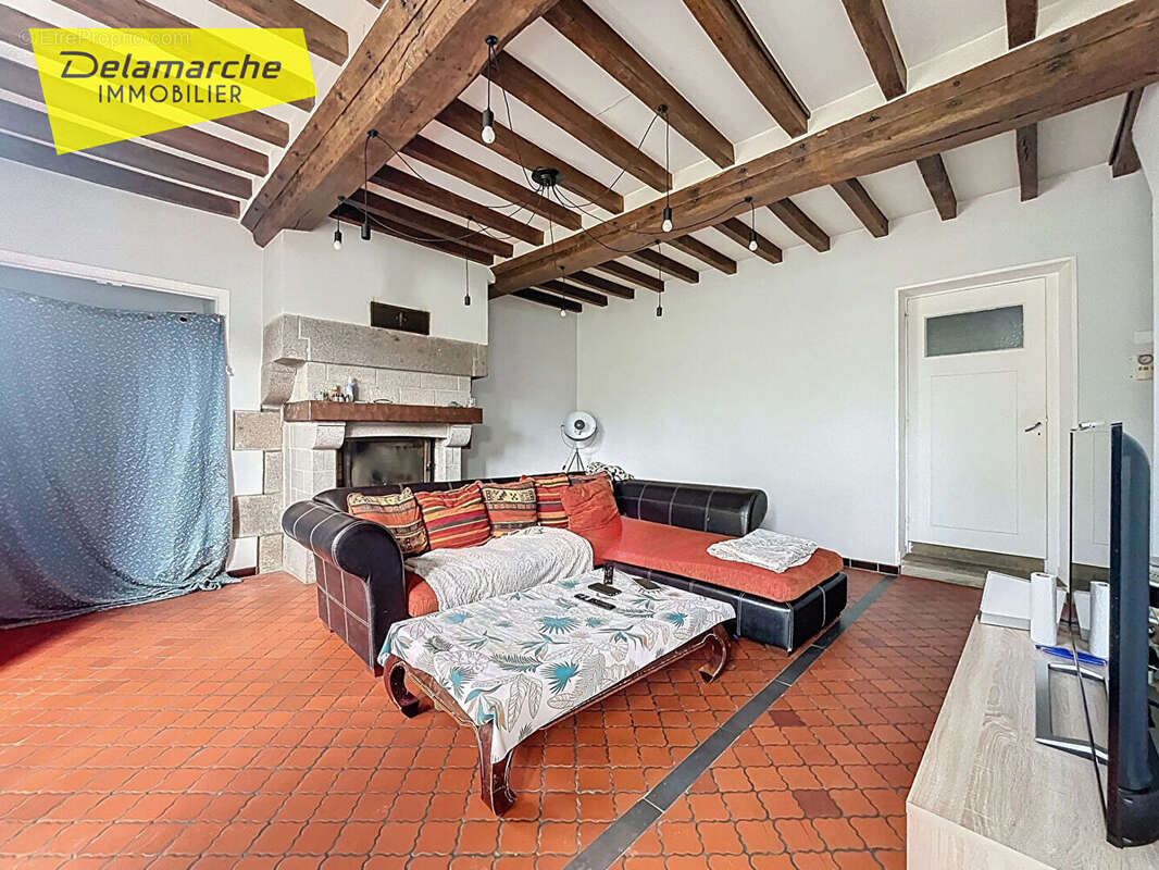 Maison à VILLEDIEU-LES-POELES