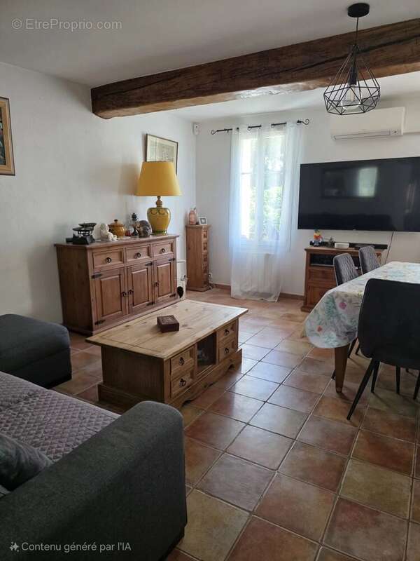 Appartement à SIX-FOURS-LES-PLAGES