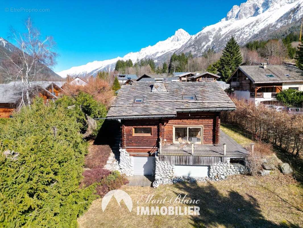 Maison à LES HOUCHES