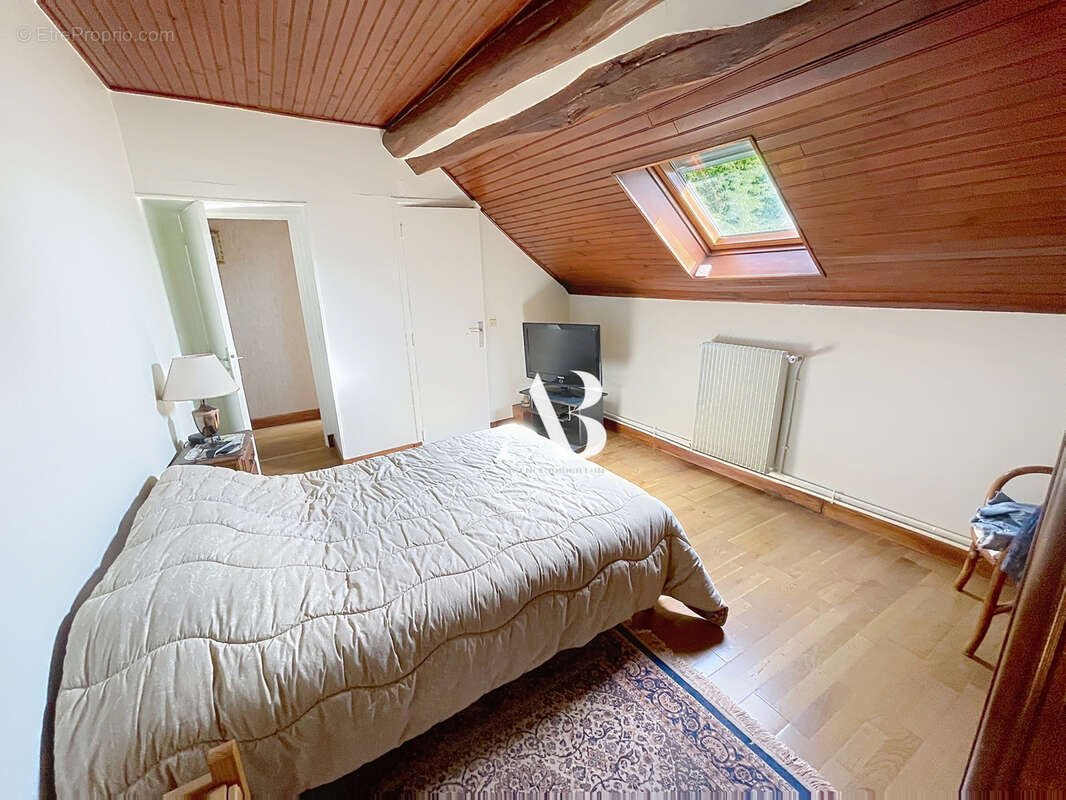 Maison à LA CHAPELLE-RABLAIS