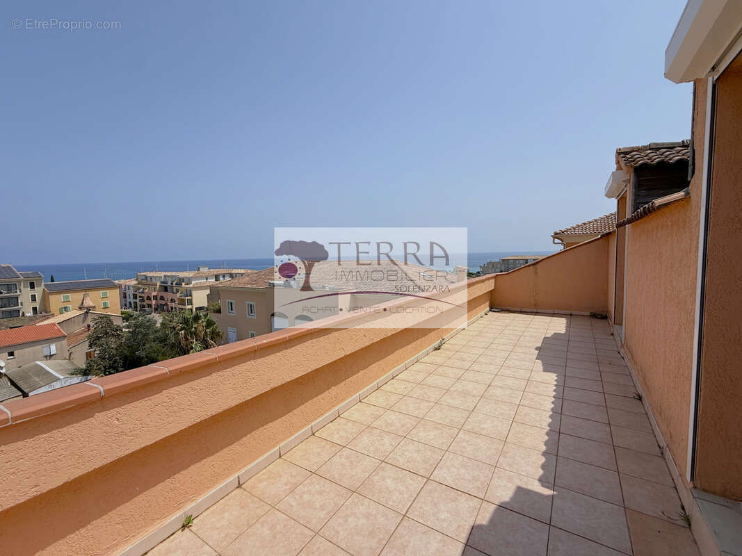 Appartement T4 en duplex de 94 m2 - SOLENZARA - photo 11