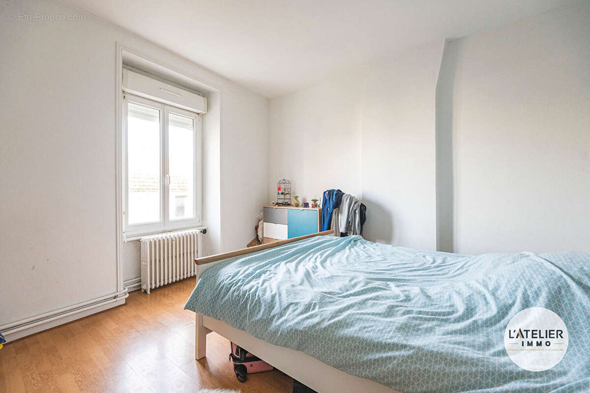 Maison à MAILLY-CHAMPAGNE