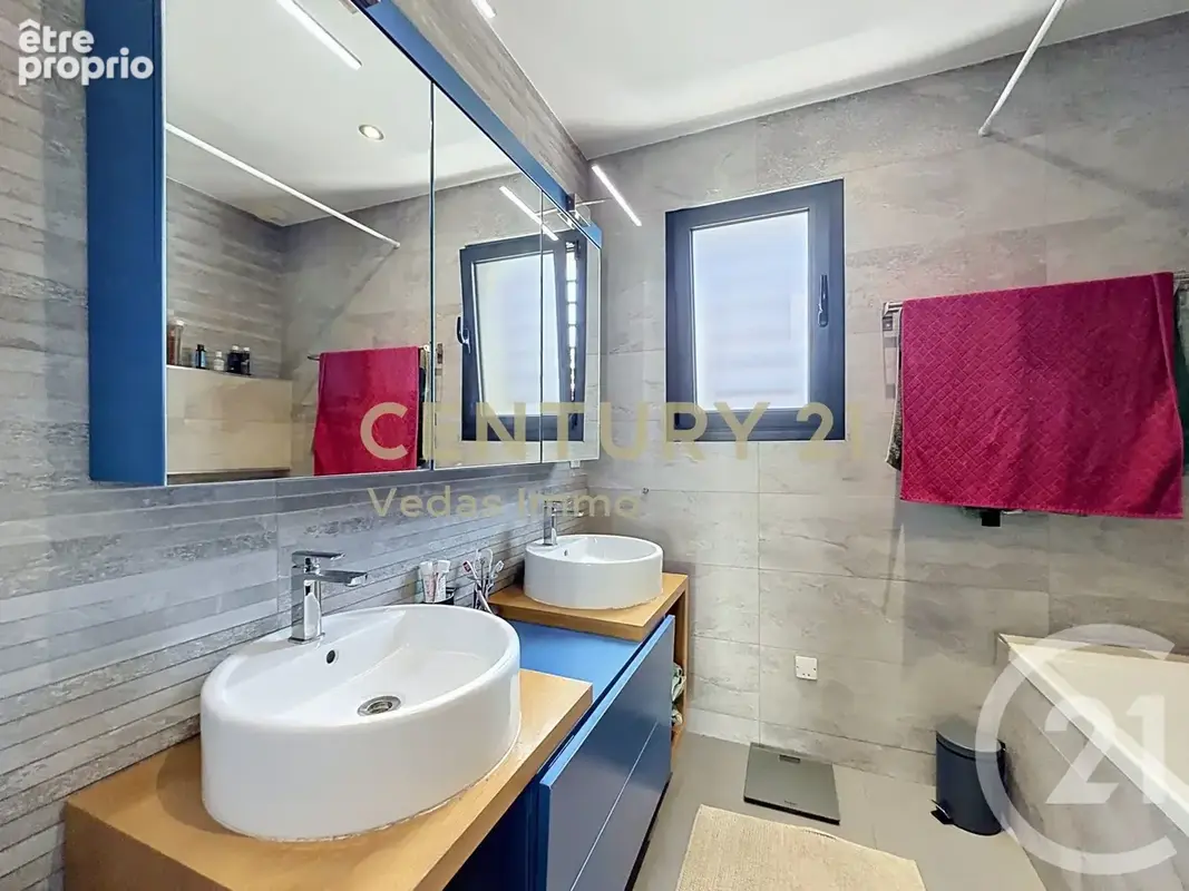 Maison 117 m² à Gigean  - photo 9