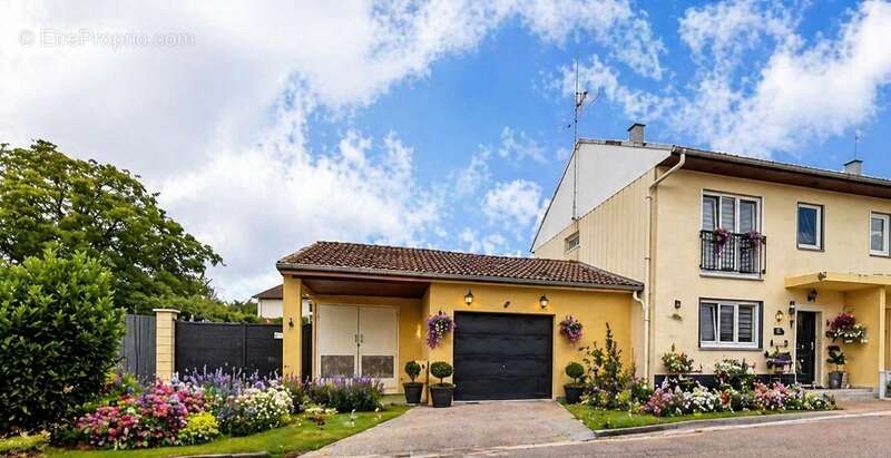 Maison à CONTREXEVILLE