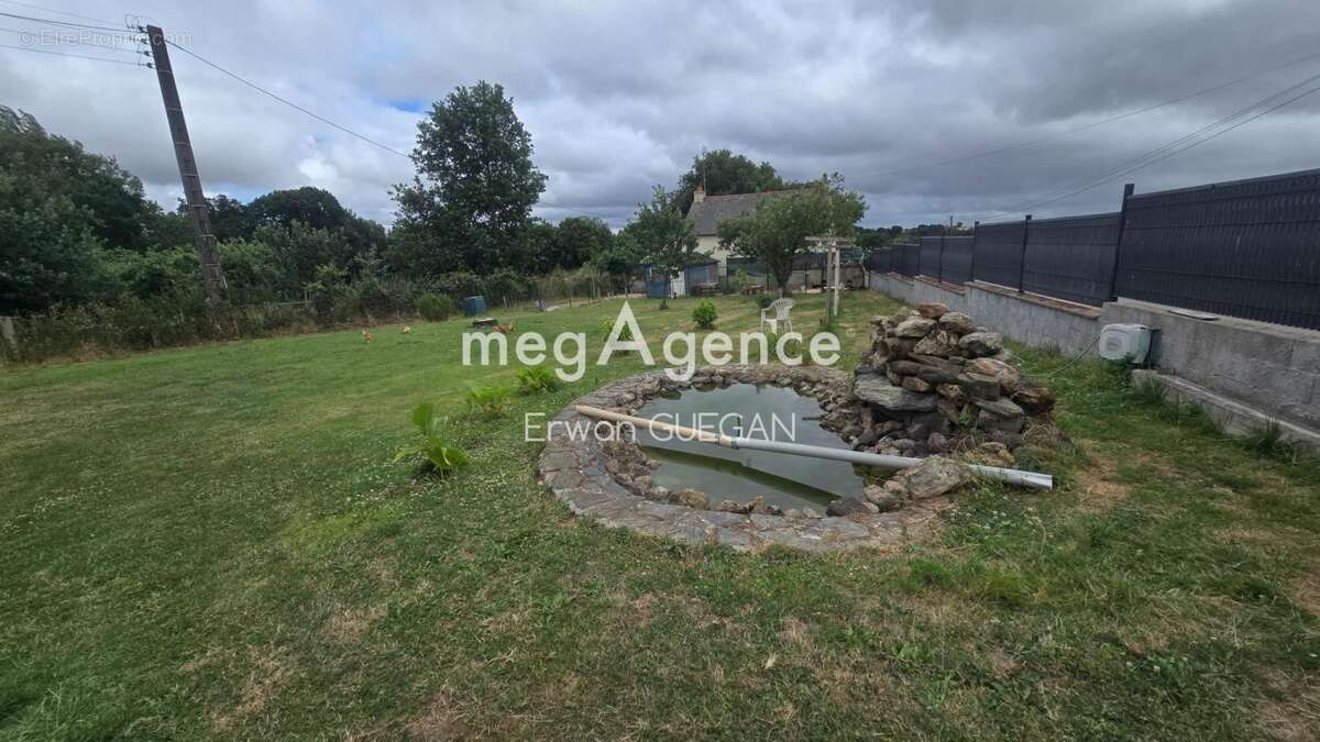 Maison à SAINT-CONNEC