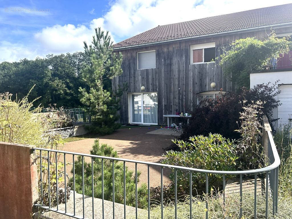 Appartement à FOUCHERANS