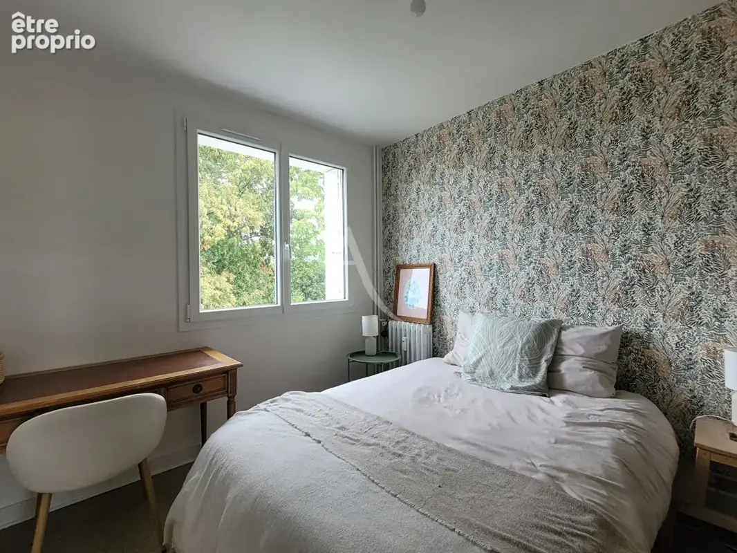 Appartement T3 rénové - La Rochelle, quartier La Trompette - photo 6