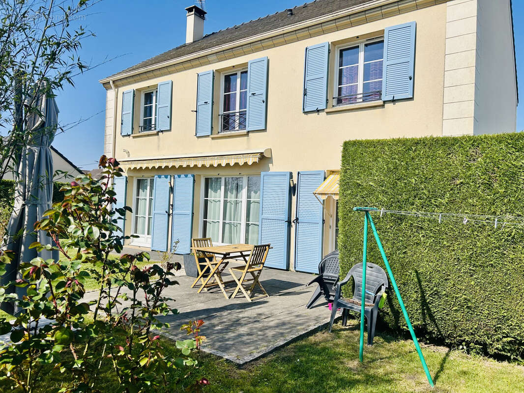 Maison à LORRIS