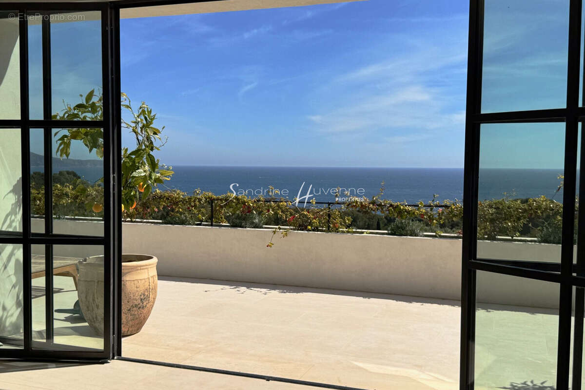 Maison à CAVALAIRE-SUR-MER