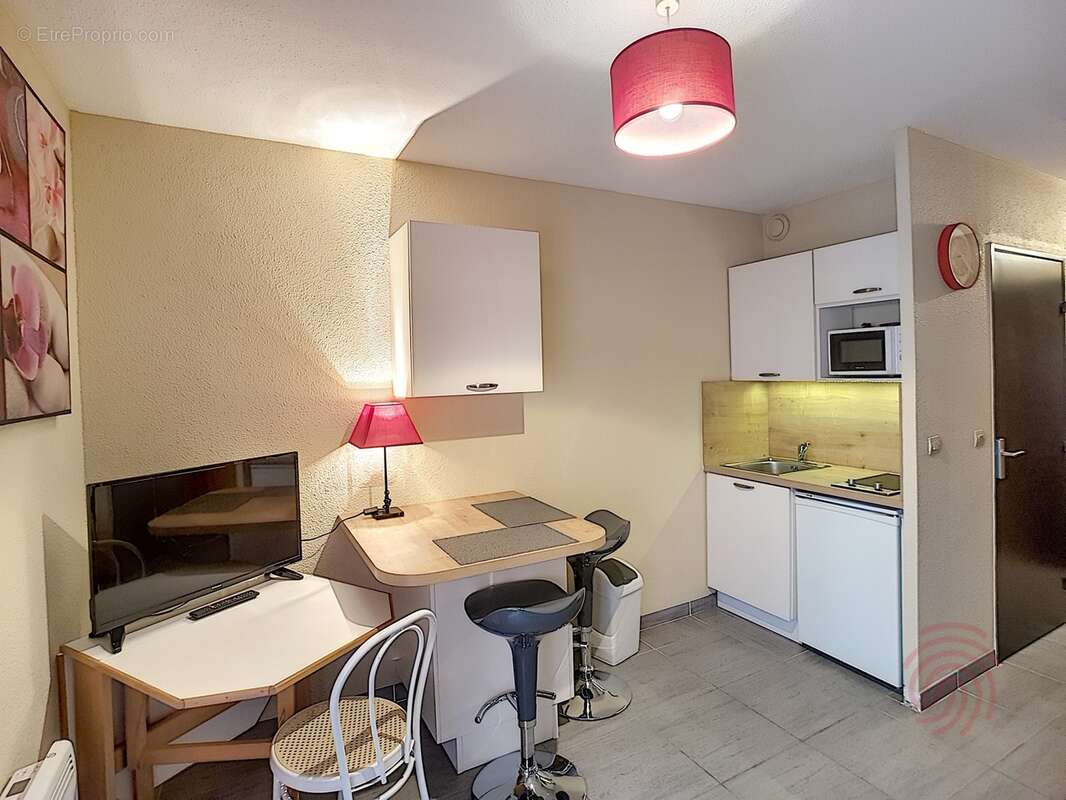 Appartement à LAMALOU-LES-BAINS