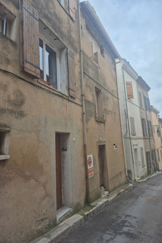 Maison à PEYNIER