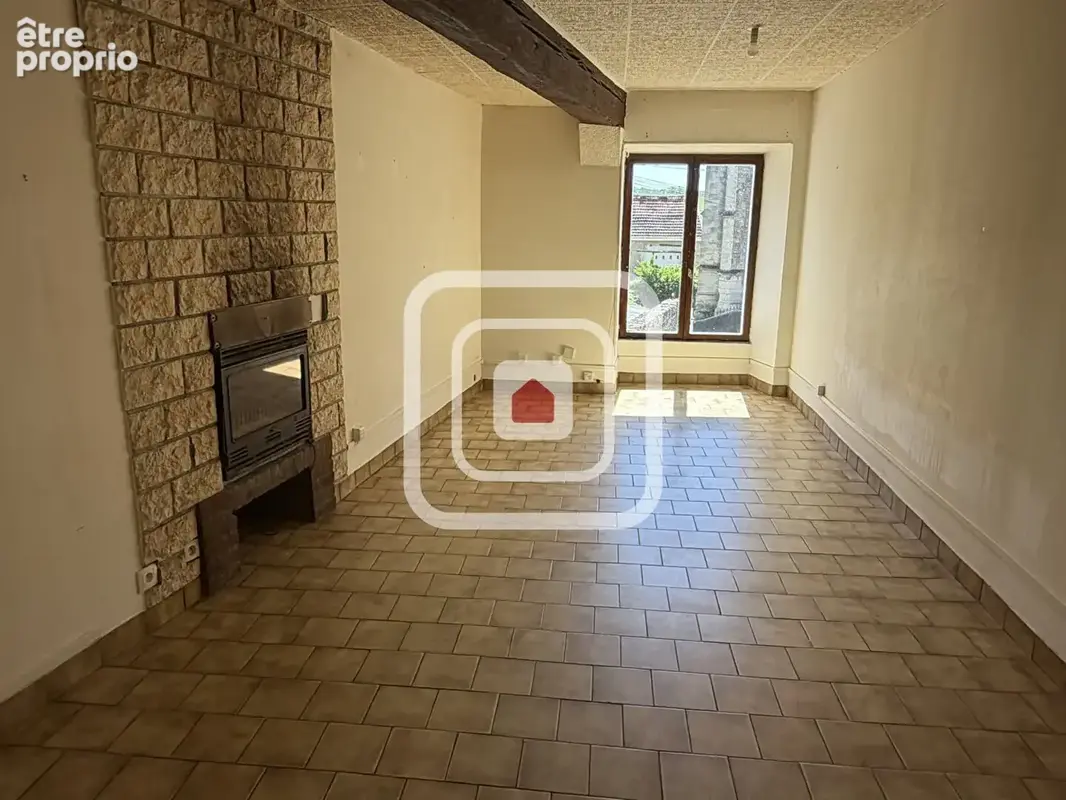 Ensemble immobilier de 278 m² avec jardin, piscine et dépendances - photo 24