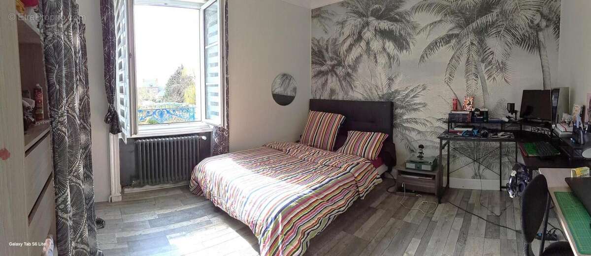 Maison à LE VIVIER-SUR-MER