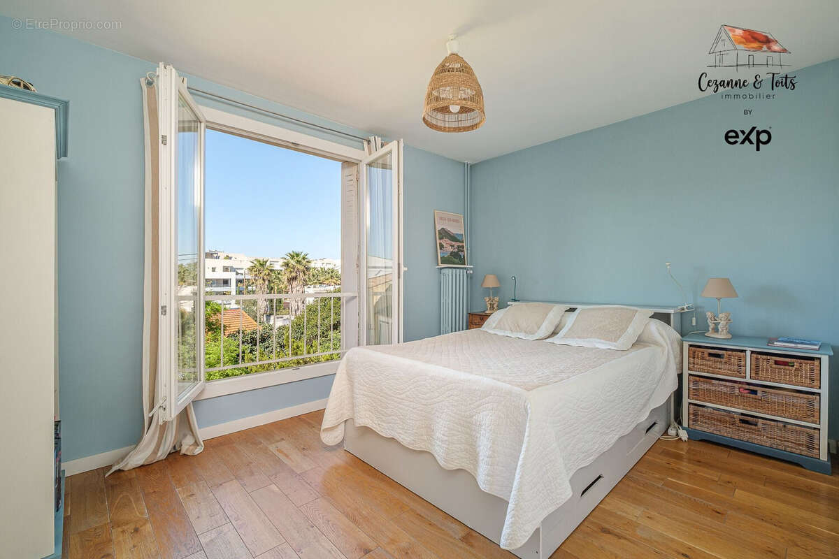 Appartement à MARSEILLE-9E