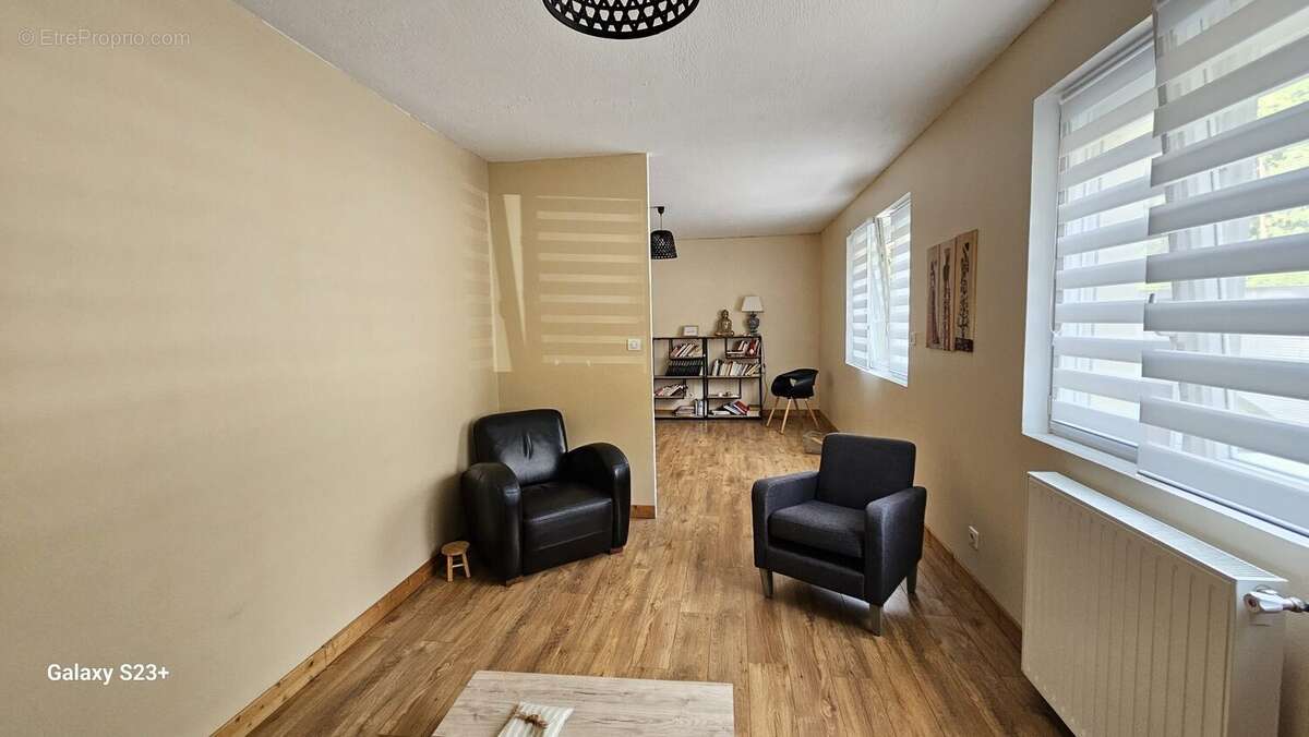 Appartement 75 m² à Niort  - photo 7