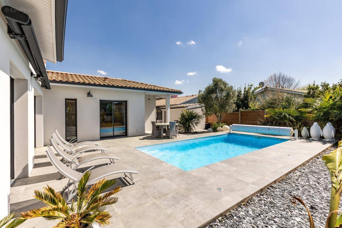 Maison à GUJAN-MESTRAS