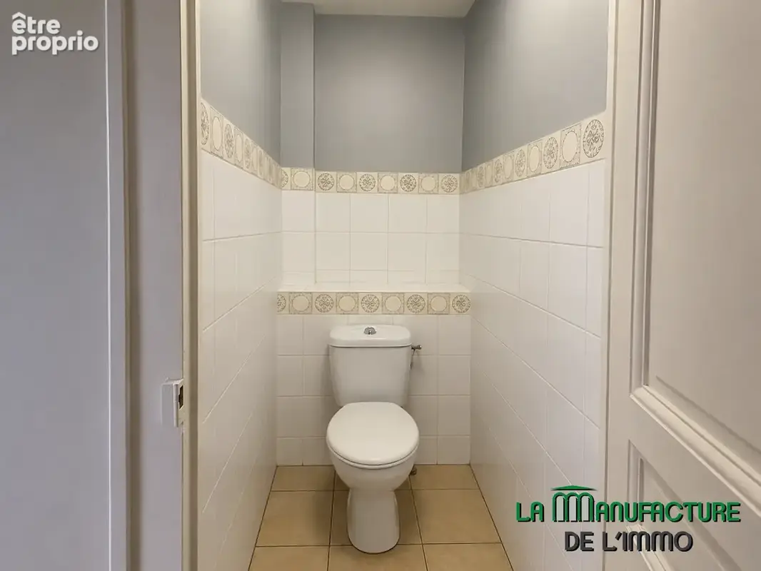 Appartement F3 - 72,58M2 - 2 Caves - Garage - Saint-Etienne/ Bergson - La Terrasse - photo 11