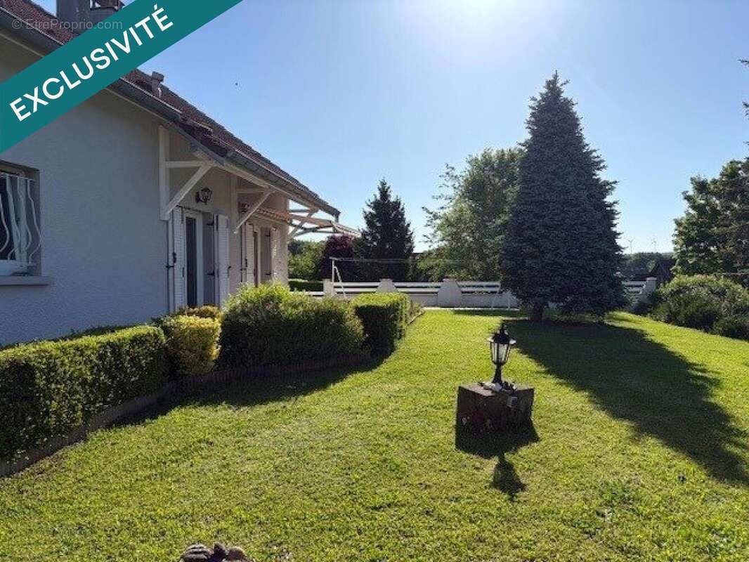 Photo 2 - Maison à LONGEVELLE-SUR-DOUBS