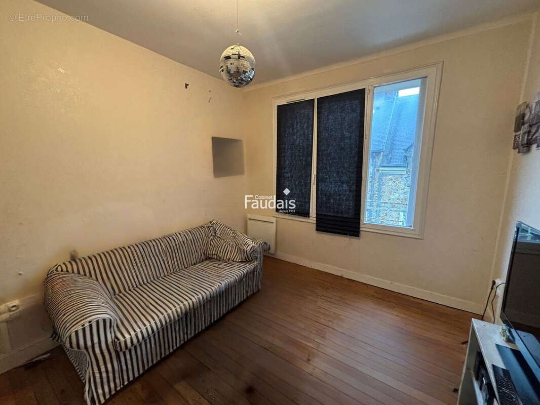 Appartement 135 m² à Lithaire  - photo 8