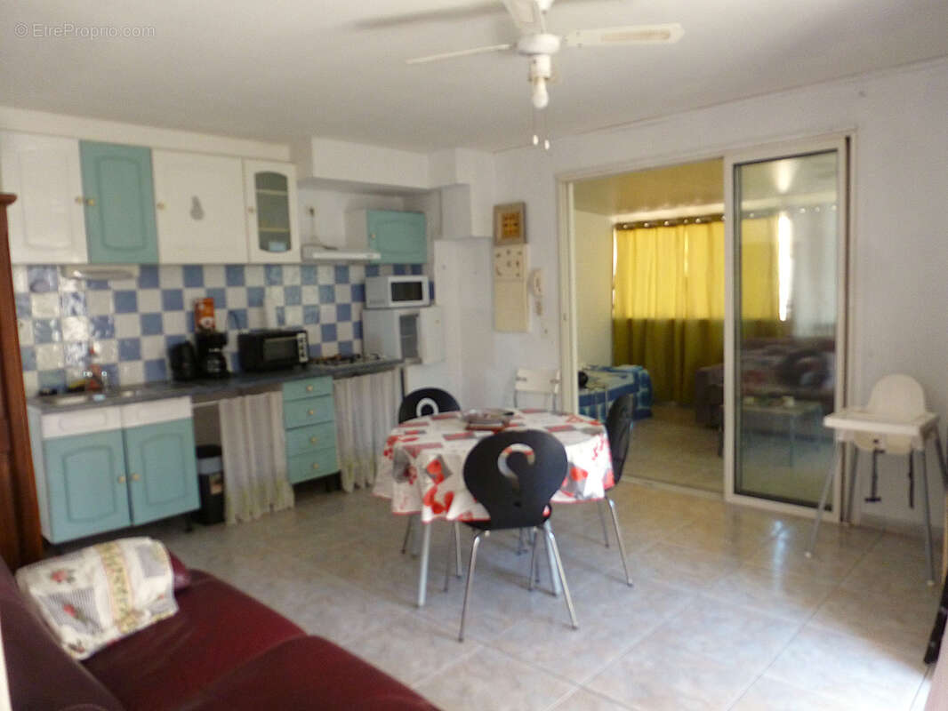 Immeuble de rapport à 250m de la plage !! - photo 4