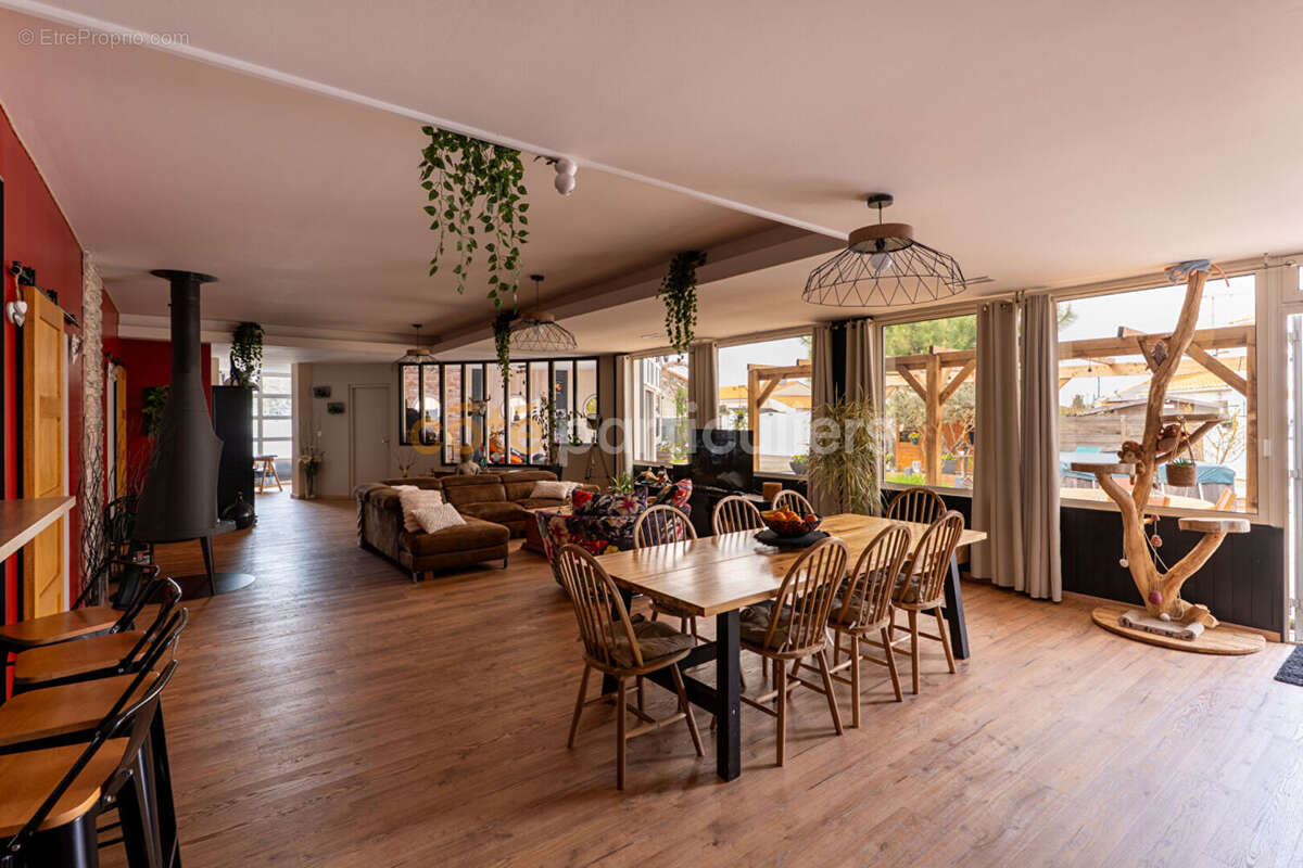 Maison à NOTRE-DAME-DE-RIEZ