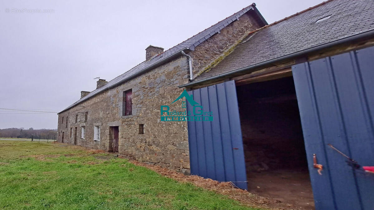 Maison à SAINT-OUEN-DES-ALLEUX