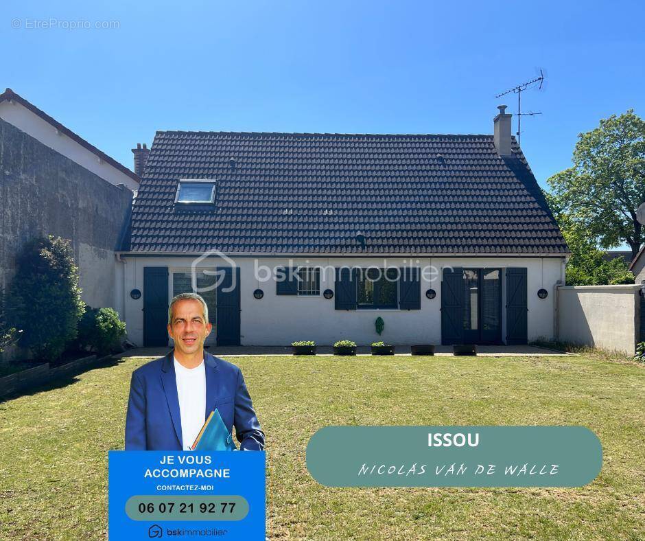 Maison à ISSOU