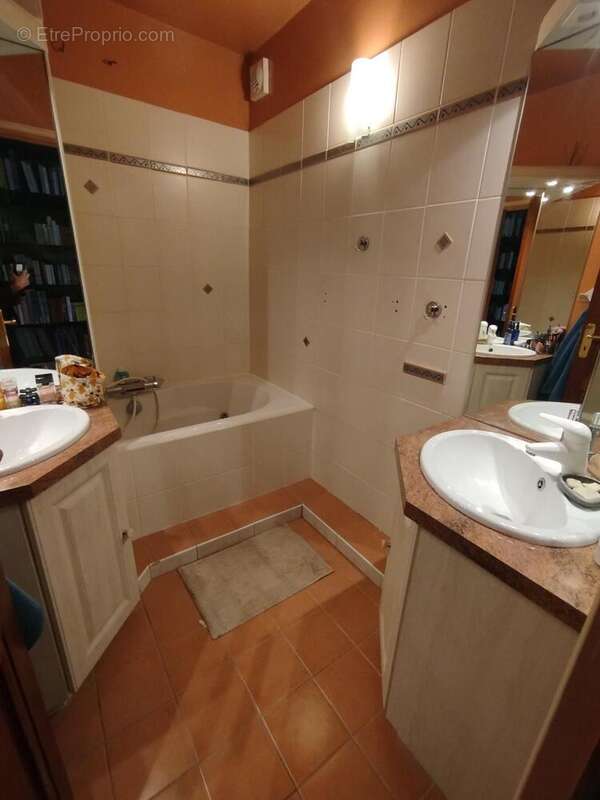 Photo 9 - Appartement à BOISSY-L'AILLERIE