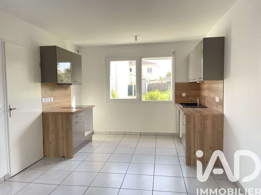 Photo 3 - Maison à ARTIGUES-PRES-BORDEAUX