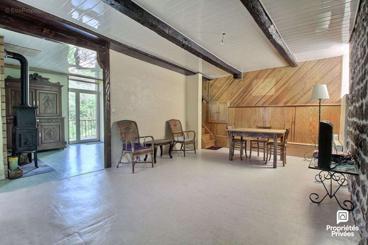 Maison en pierre de 6 pièces pour 97 m2 sur Meyras - photo 3