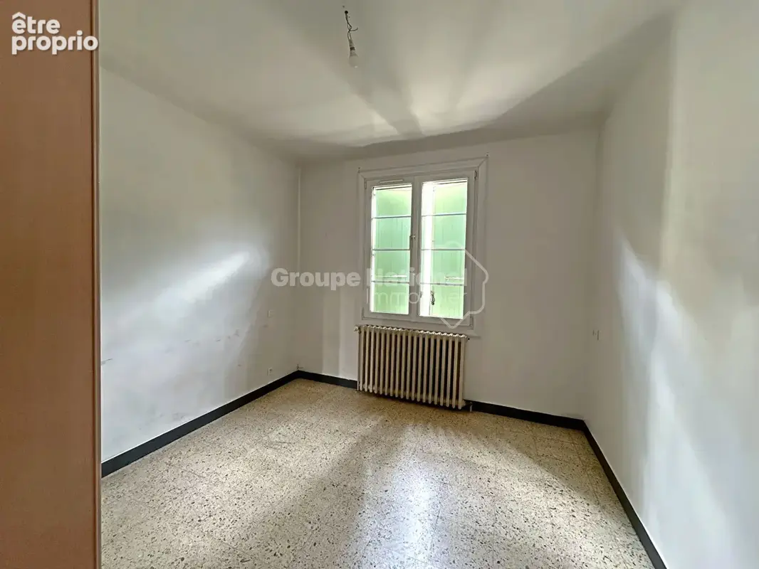 Maison de ville T6 individuelle - cour - terrasse - garage - photo 8