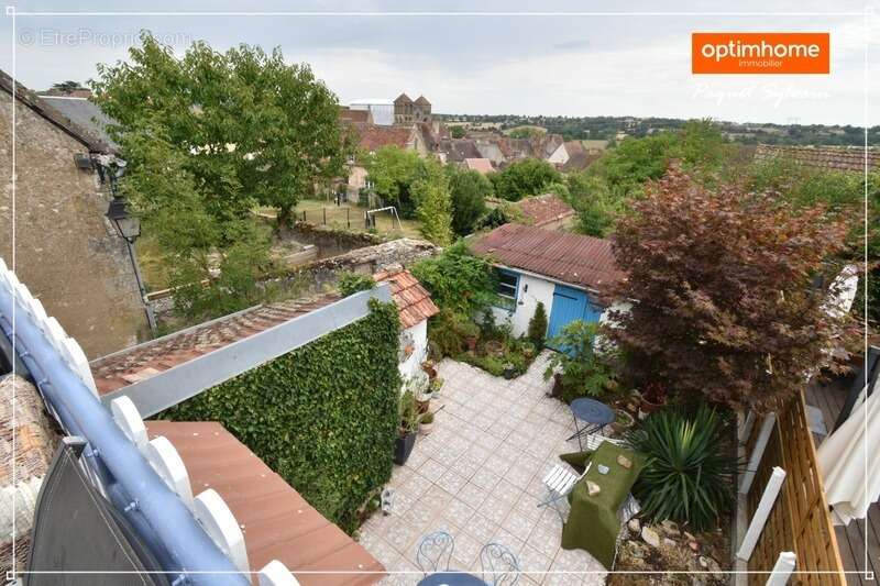 Maison à SOUVIGNY