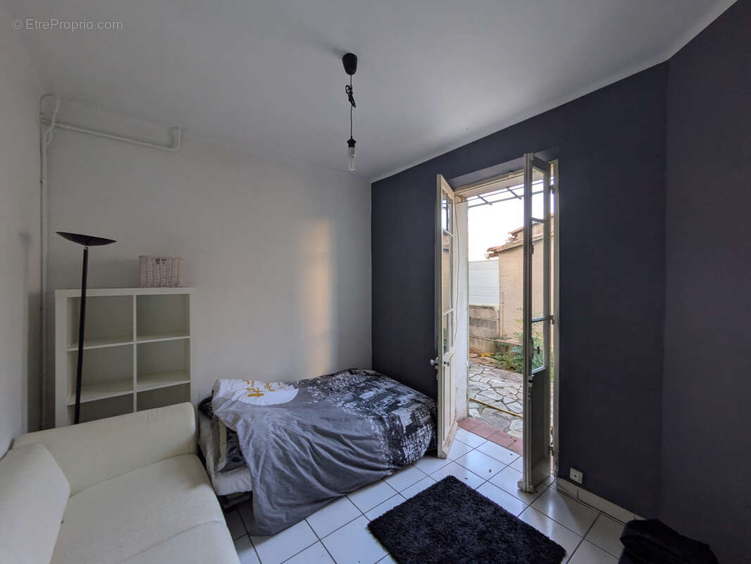 Maison à LA VALETTE-DU-VAR