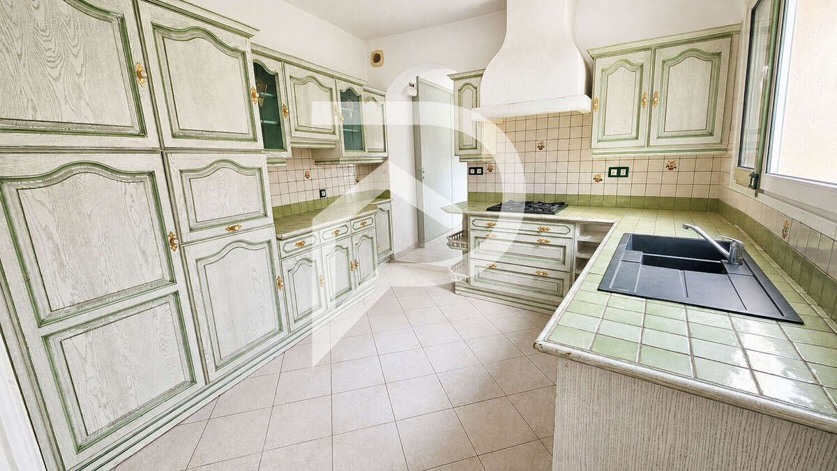 Immeuble Denain 10 pièce(s) 225 m2 - photo 6