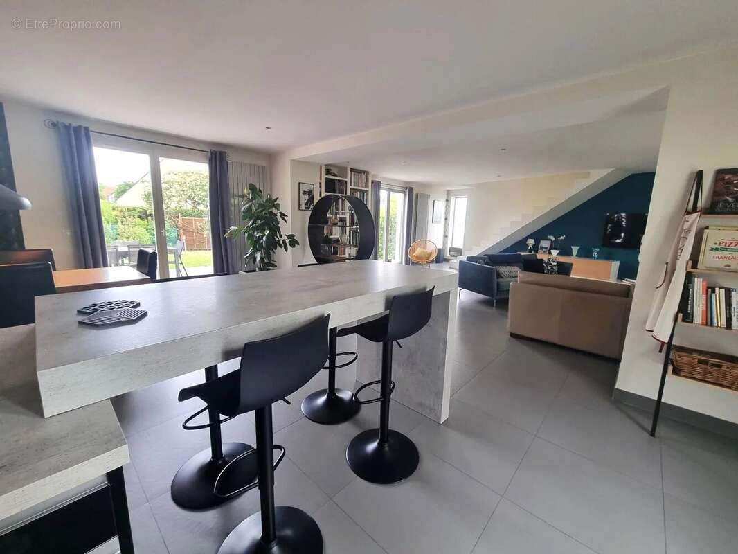 Maison à CROISSY-SUR-SEINE