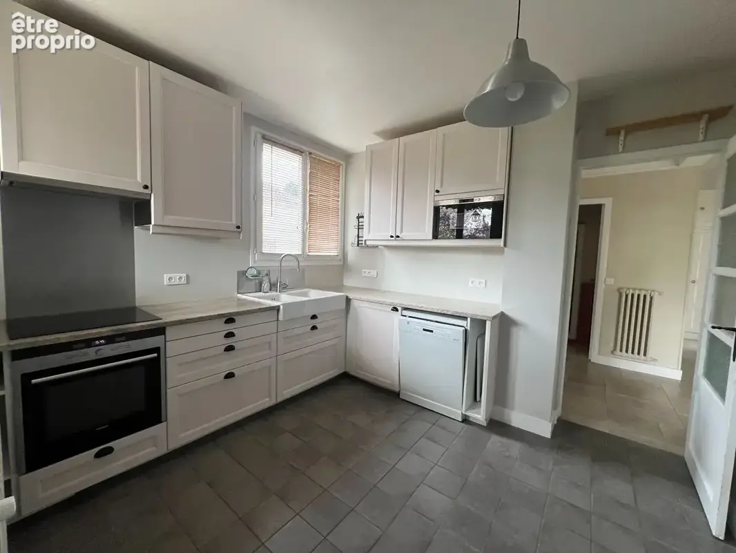 Maison Le Mesnil Le Roi 8 pièces 153 m2 - photo 2
