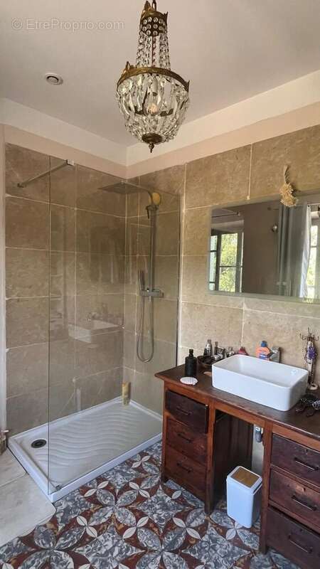 Maison à SAINT-PRIVAT-DES-VIEUX