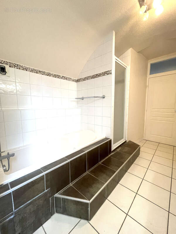 Appartement à CLAIX