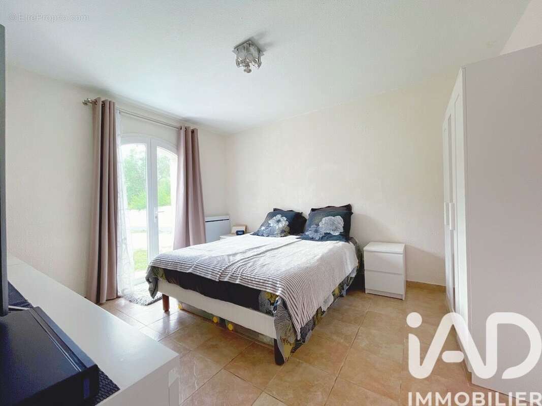 Maison 141 m² à Pierrefeu  - photo 7