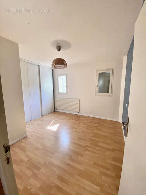 Maison 8 pièces (200m2), jardin à Auch - photo 6