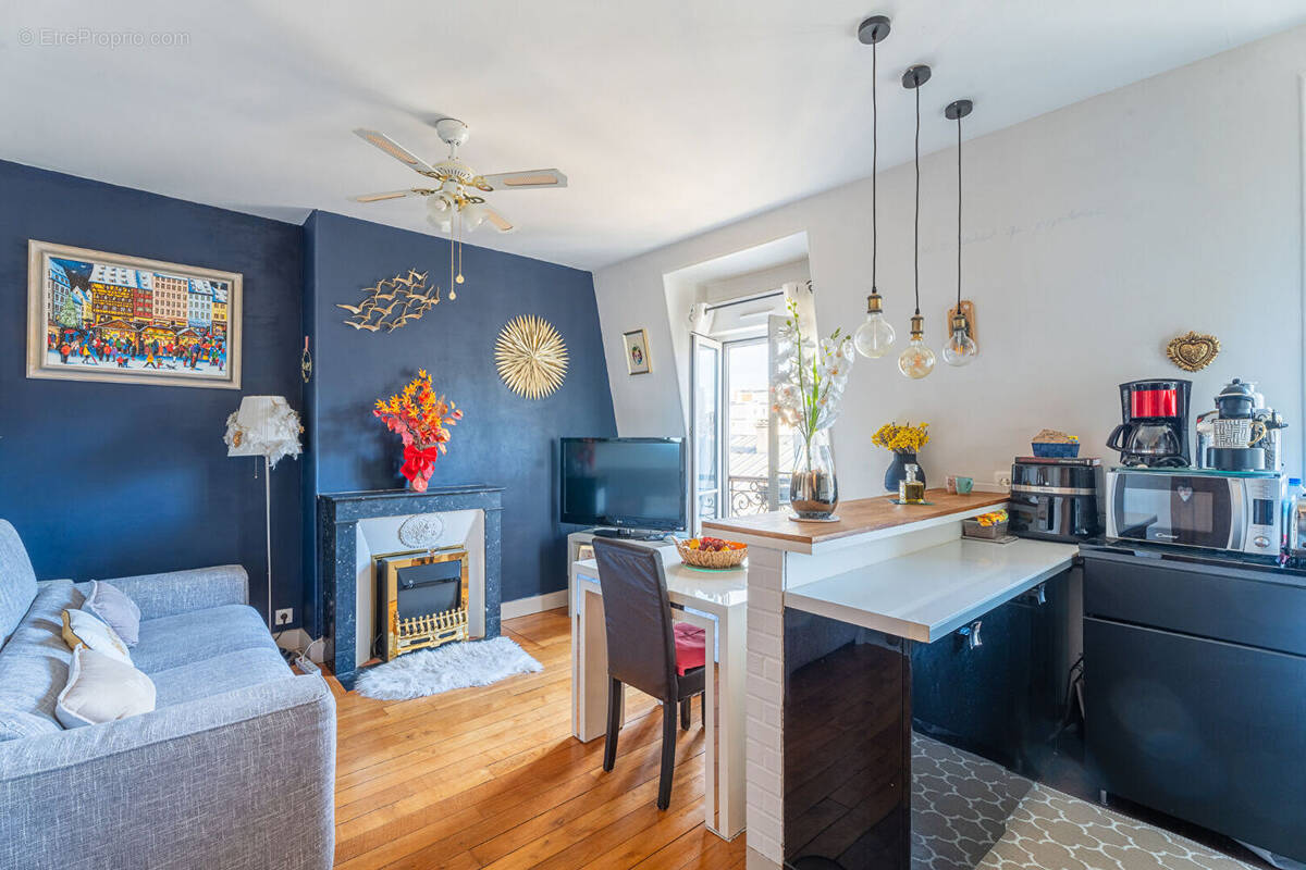 Appartement à PARIS-15E