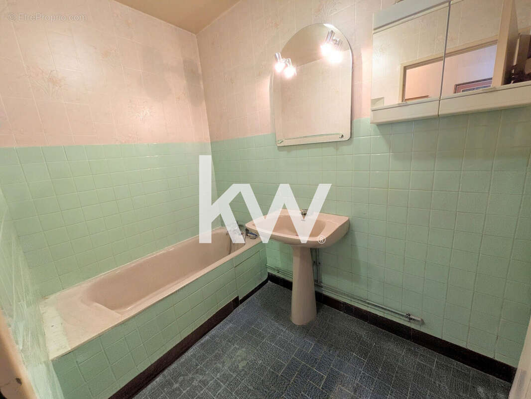 Appartement 91 m² à Saint-Chamond  - photo 8