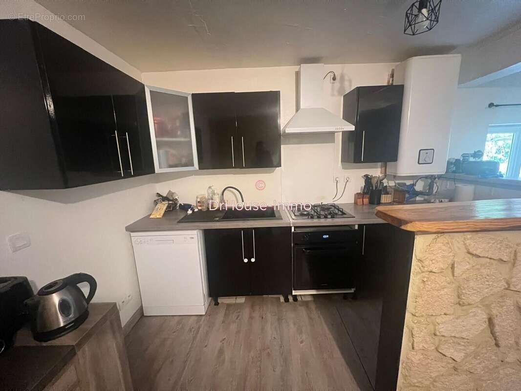 Maison 140 m² à Sainte-Radegonde  - photo 6