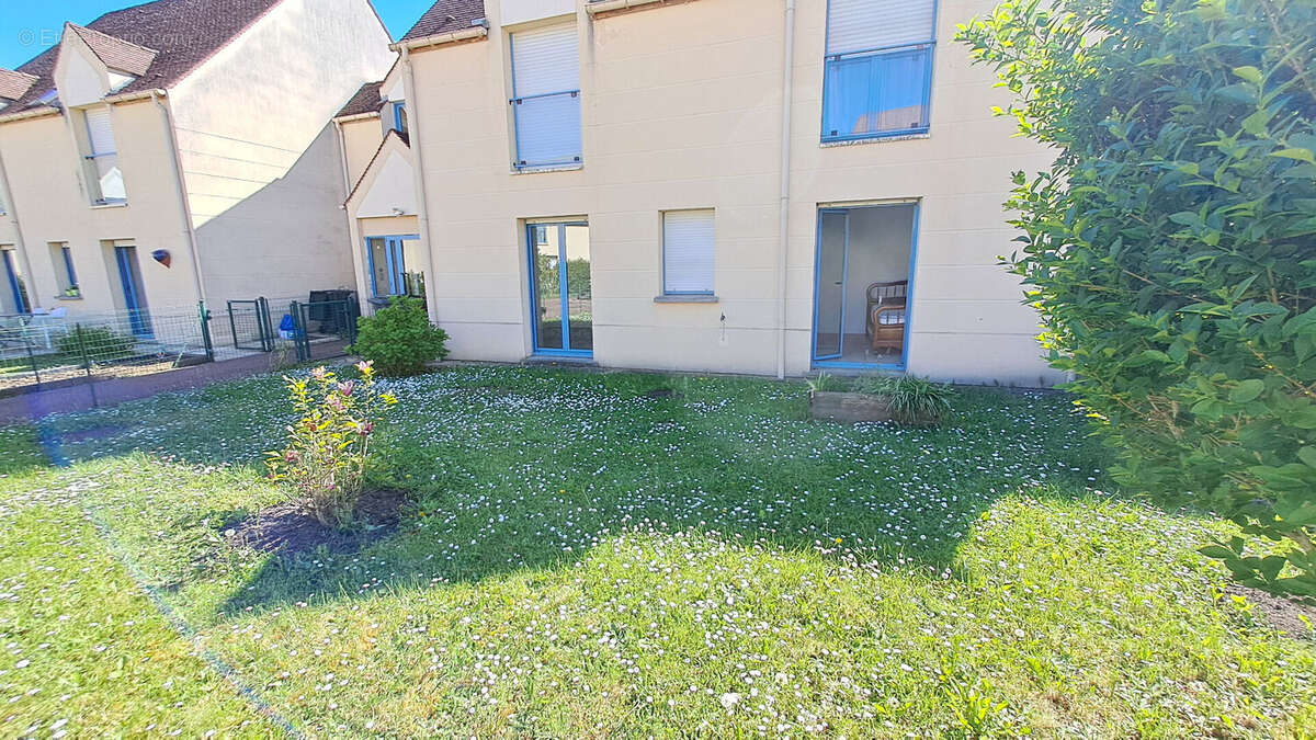 Appartement à SAINT-REMY-LES-CHEVREUSE